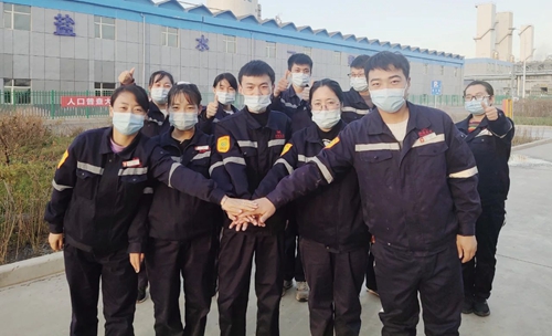 新疆宜化氯堿分廠氯乙烯三班、合成二班榮獲準(zhǔn)東開發(fā)區(qū)安全標(biāo)準(zhǔn)化示范班組稱號(hào)(圖2)