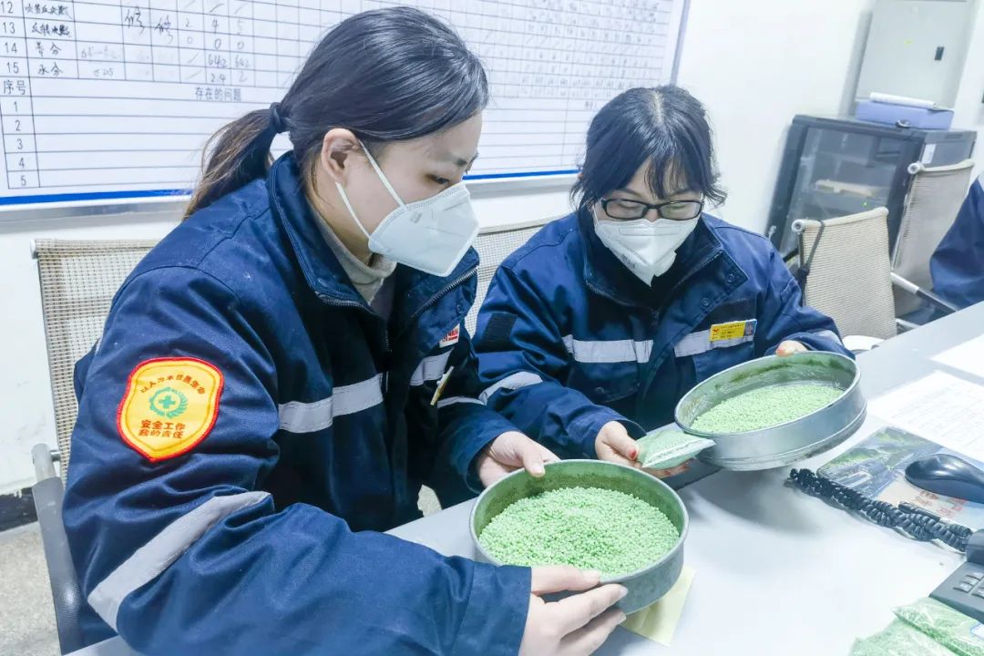 再添新成員！股份公司聚谷氨酸二銨成功下線(圖3)