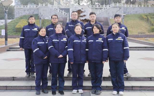 喜報！全國表彰，股份公司猇亭片區(qū)電解四班榜上有名！(圖1)